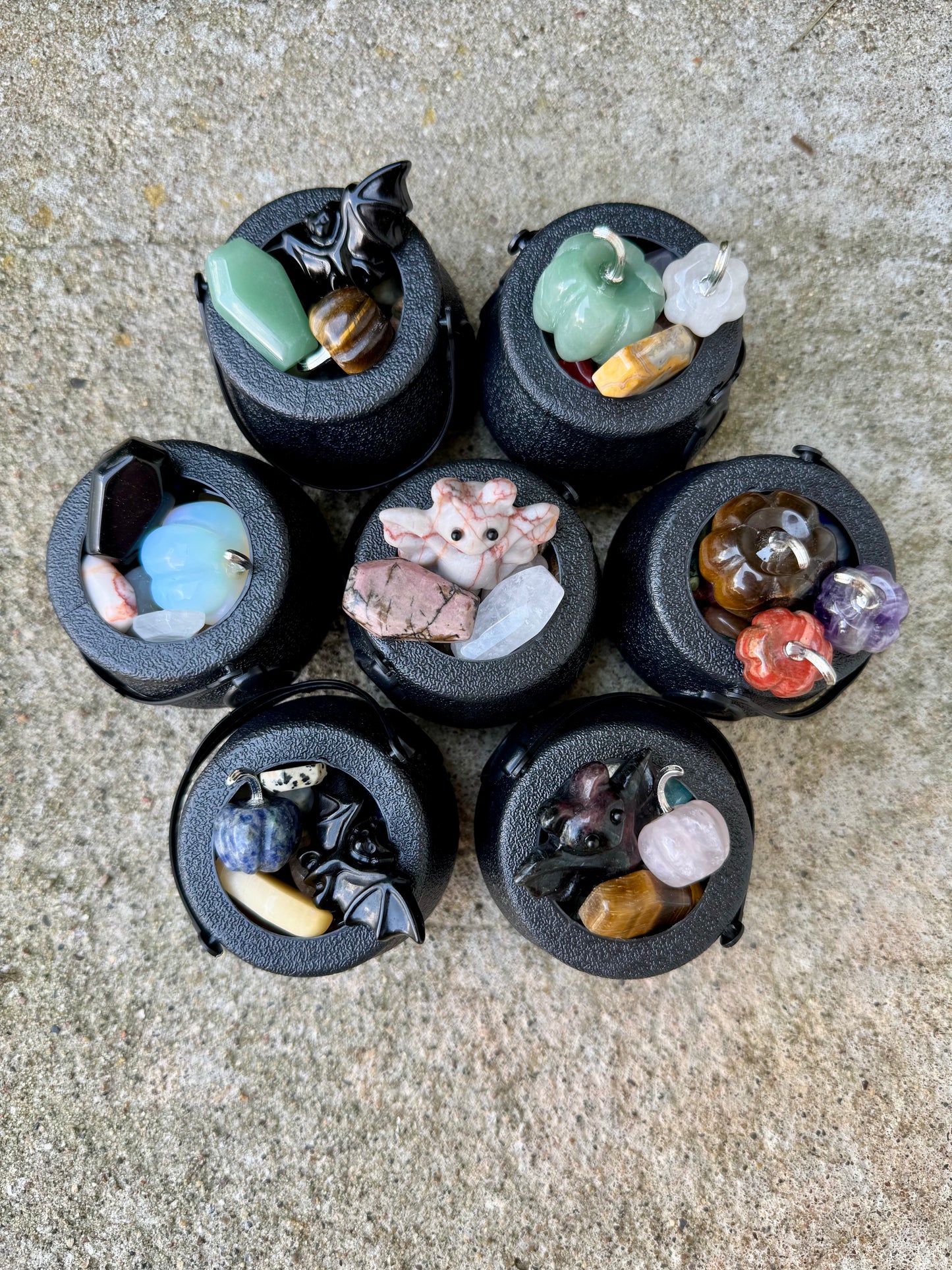 Spooky Crystal Confetti| Halloween Confetti| Pumpkins| Bats| Coffins