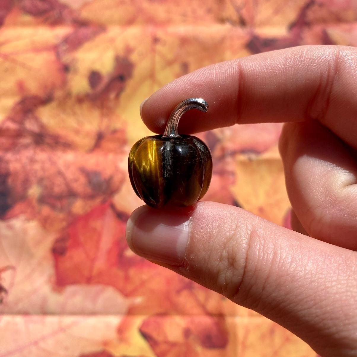 Mini Pumpkin Crystal Carvings
