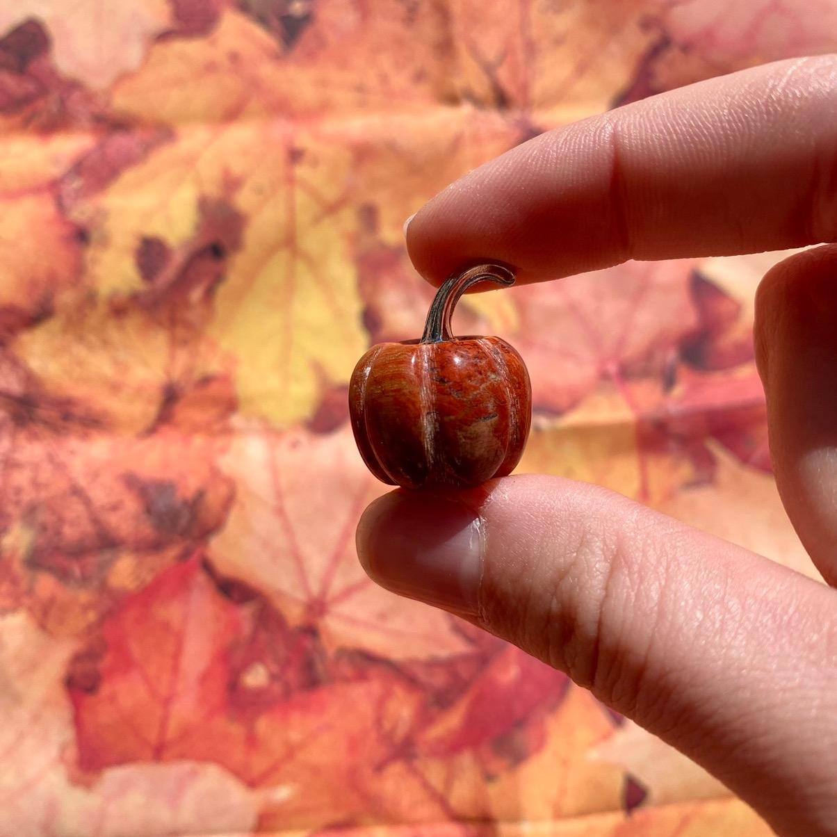 Mini Pumpkin Crystal Carvings