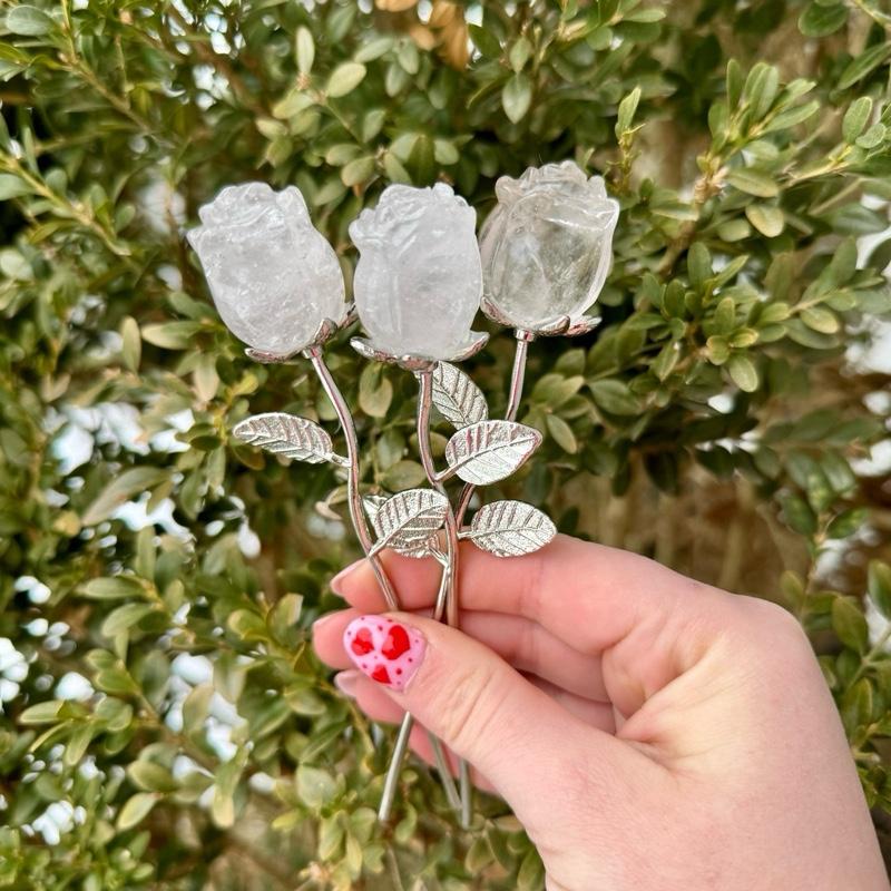 One Crystal Rose Carvings With Metal Stem