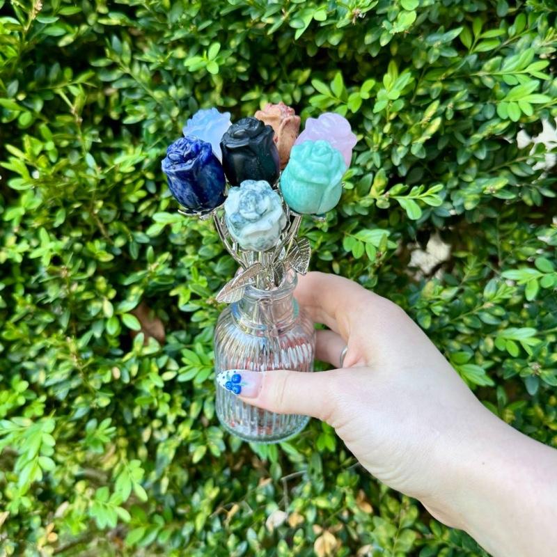 One Crystal Rose Carvings With Metal Stem