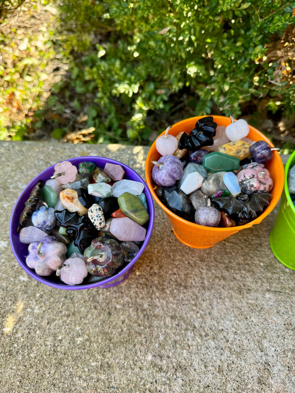 Spooky Crystal Confetti| Halloween Confetti| Pumpkins| Bats| Coffins