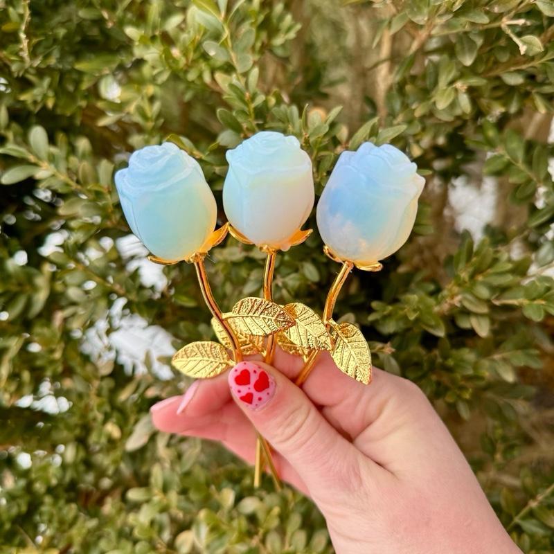 One Crystal Rose Carvings With Metal Stem