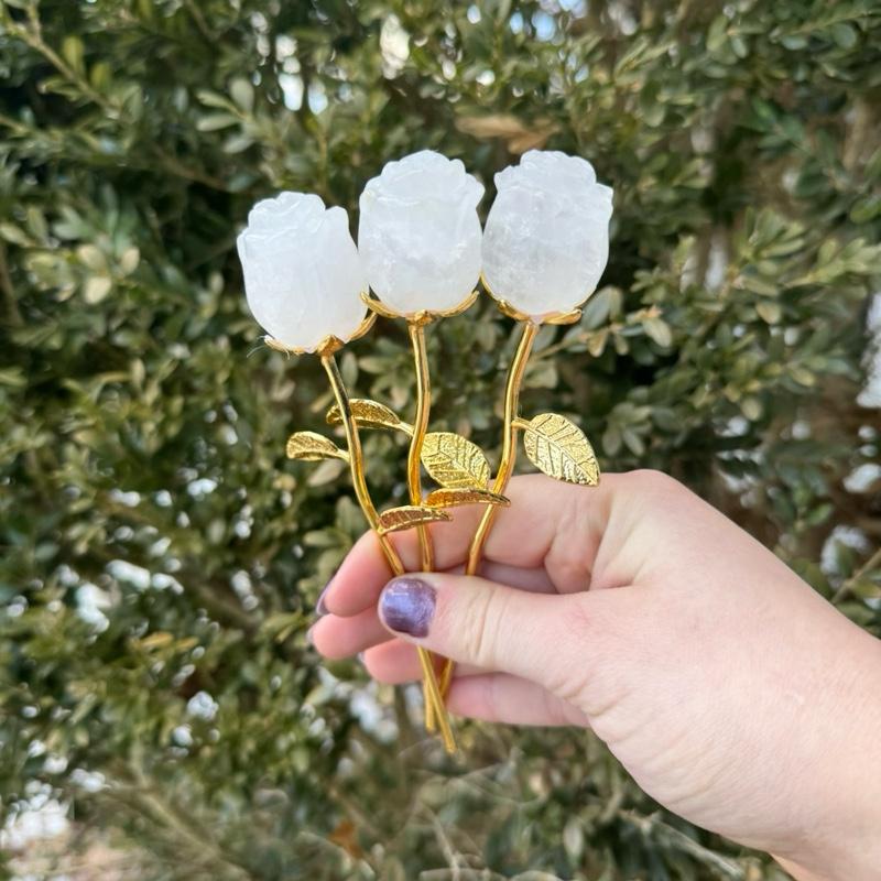 One Crystal Rose Carvings With Metal Stem